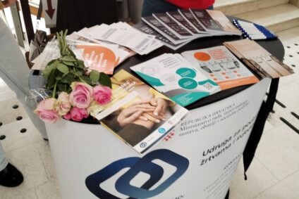 Održana javna akcija povodom Međunarodnog dana borbe protiv nasilja nad ženama